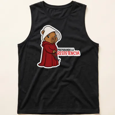 Kawaii bear in red cloak with the phrase 'PREPARANDO LA RESISTENCIA' — printed on a tank top